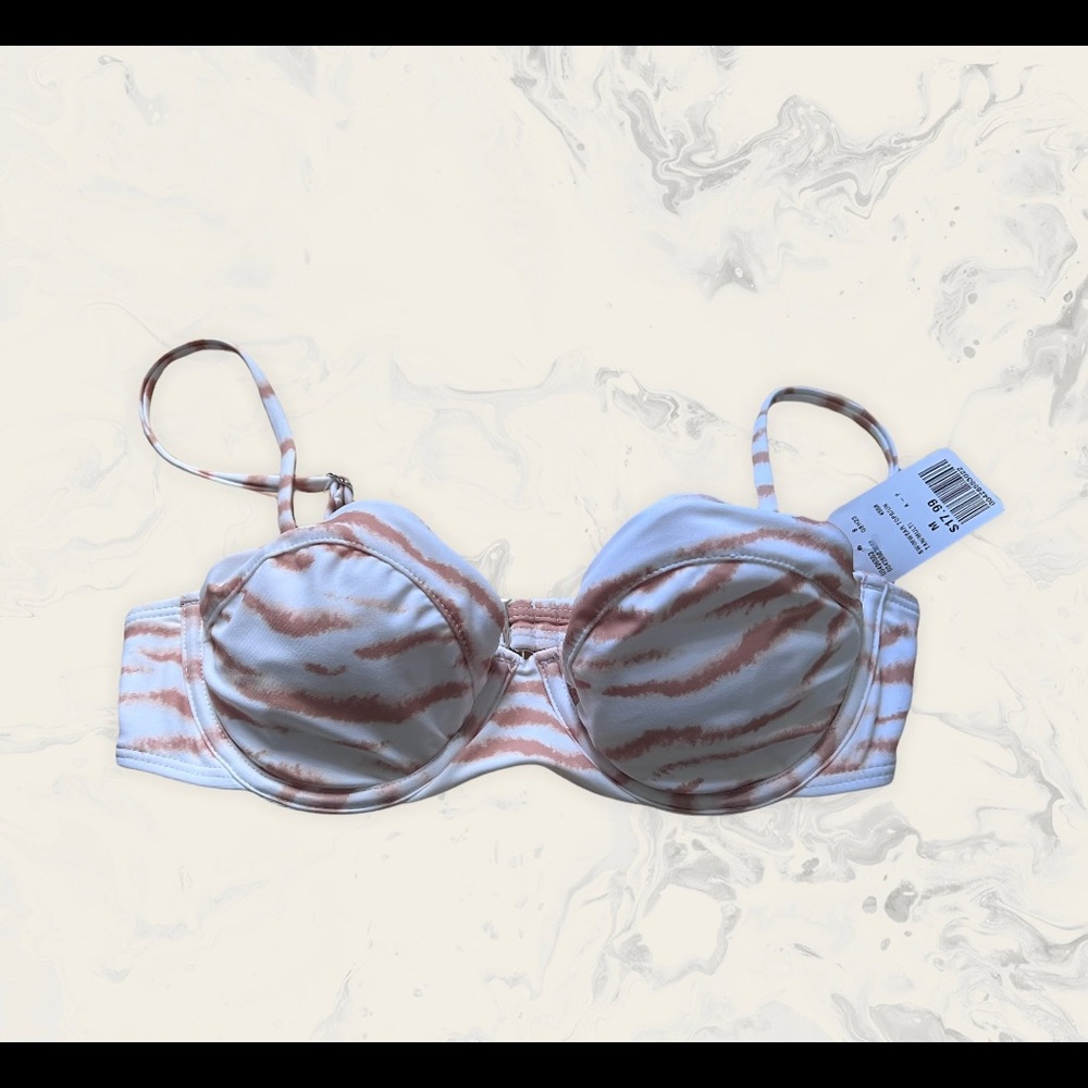 Forever 21 Swimwear Top